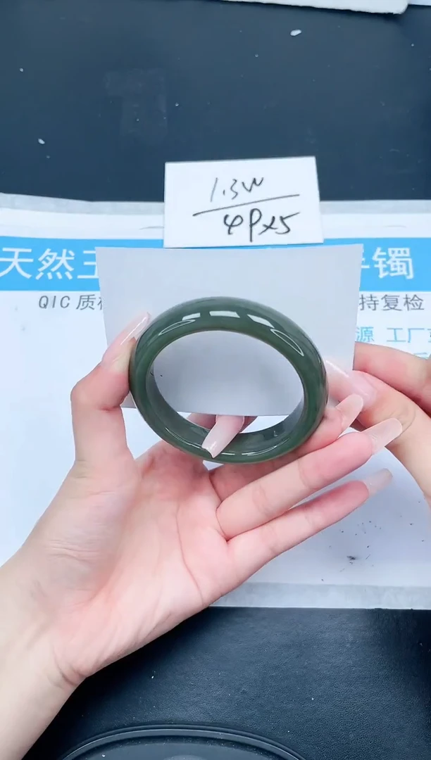 【闪购商品】和田玉（糖玉）手镯未镶嵌104-55