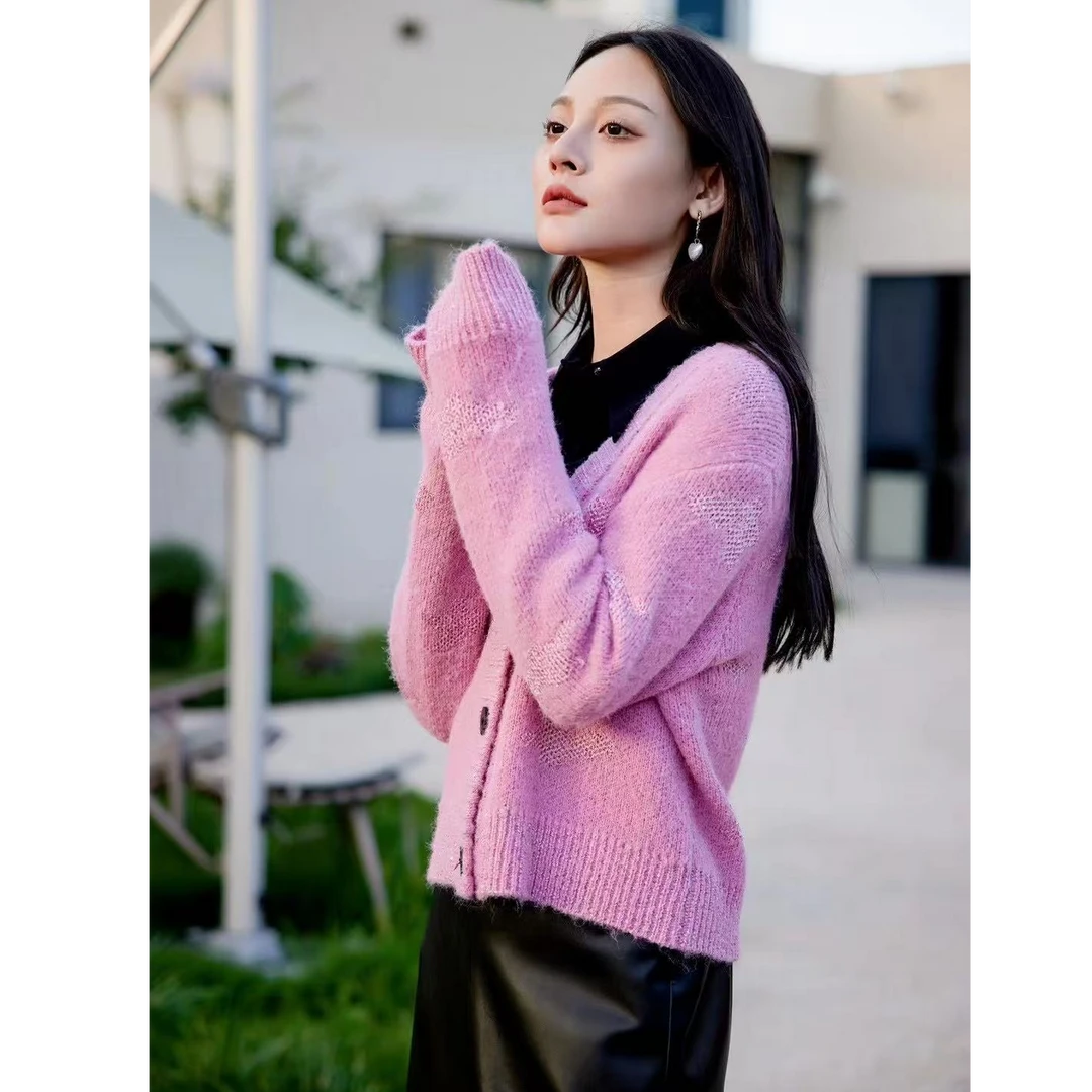 千丝依品 2025春季新品 气质复古感多巴胺宽松针织开衫短外套女