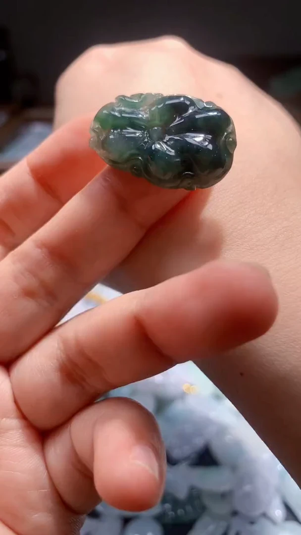 翡翠未镶嵌颈饰翡翠A货（不含链）
