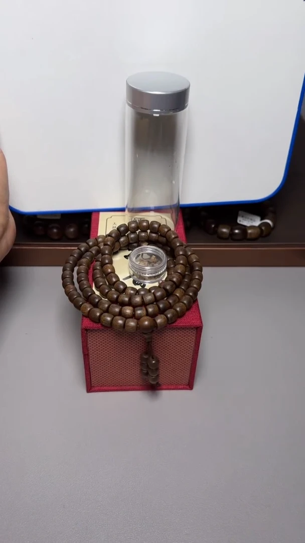 【闪购商品】沉香手串富森红土0.9多圈桶珠