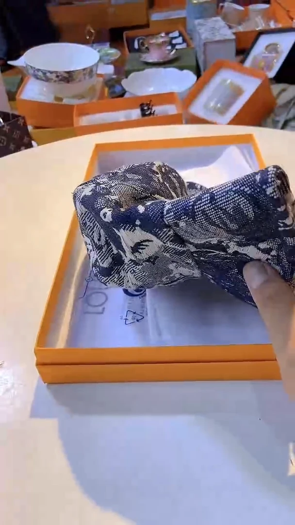 杯鸿辉家品牌瓷器，京东包邮！