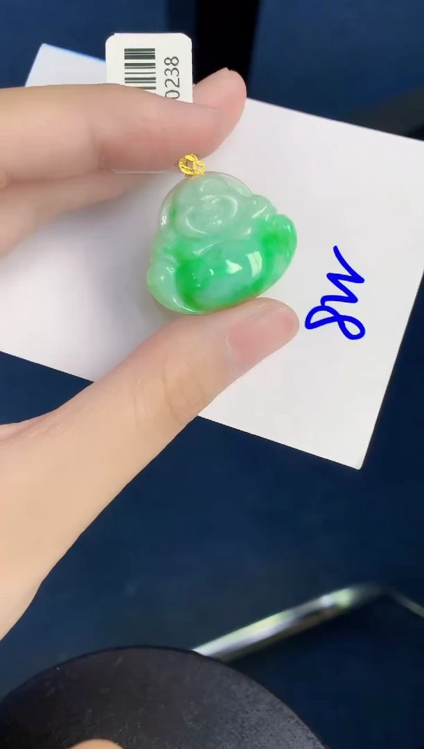 翡翠18K金镶嵌颈饰天然翡翠缅甸A货