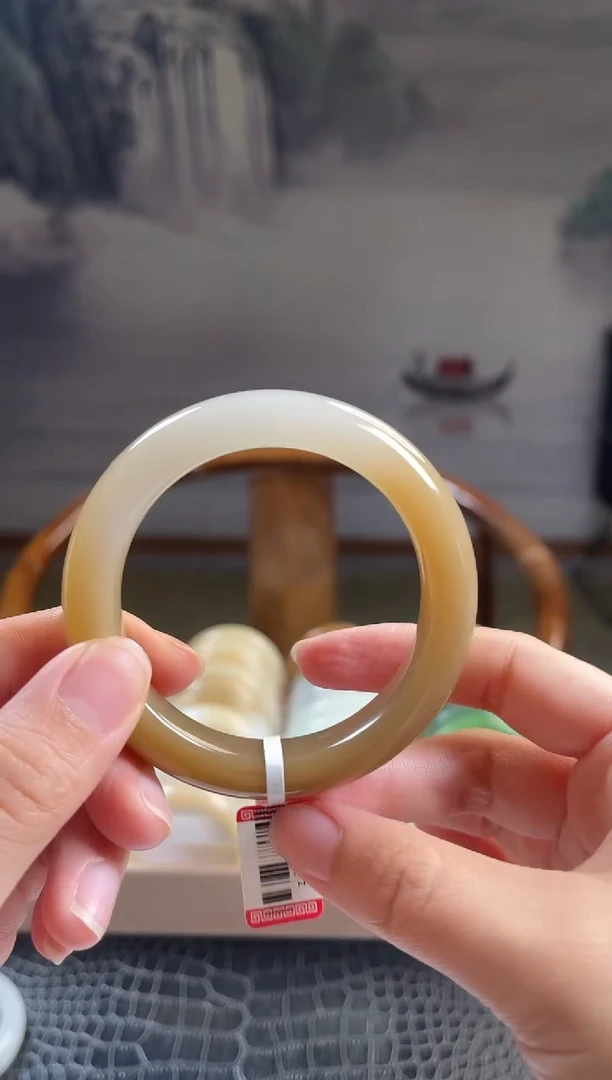 未镶嵌手镯和田玉54+圈口