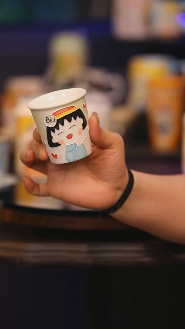 【闪购商品】摆件景德镇釉下彩绘设计师款式陶瓷
