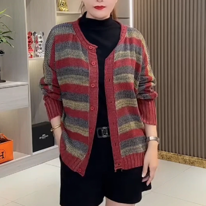 大码女装开衫毛针织衫条纹拼色宽松显瘦休闲上衣秋冬新款保暖小衫