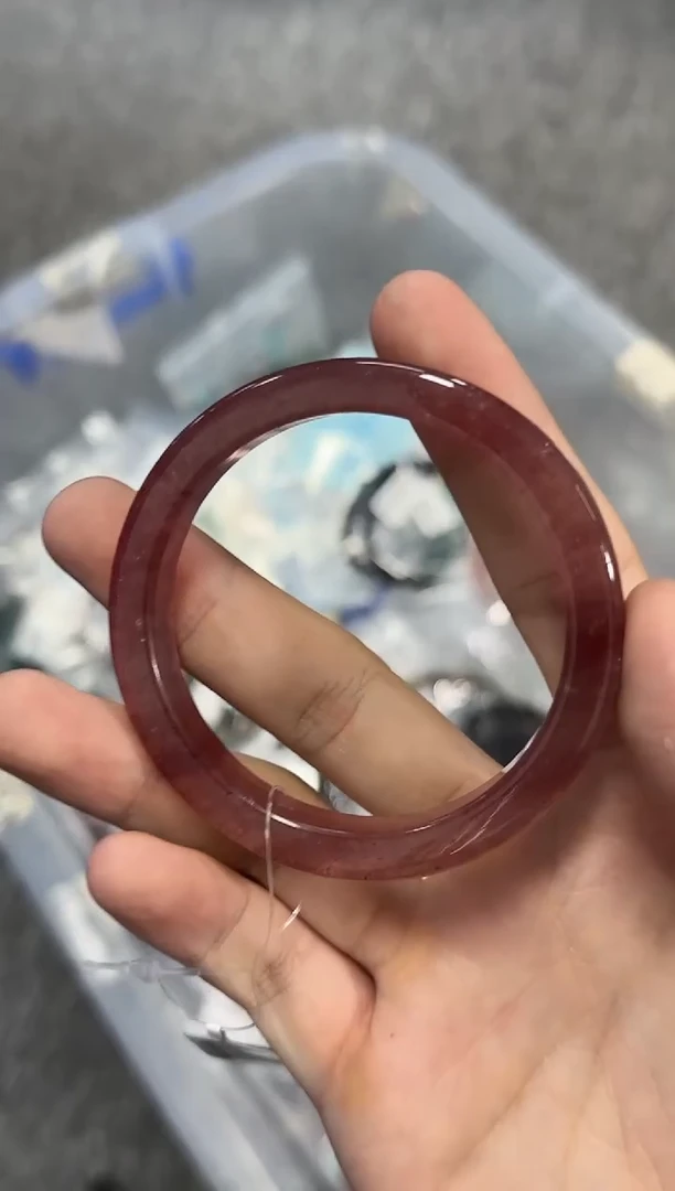 石英质玉手镯未镶嵌雪*41 红草莓晶手镯