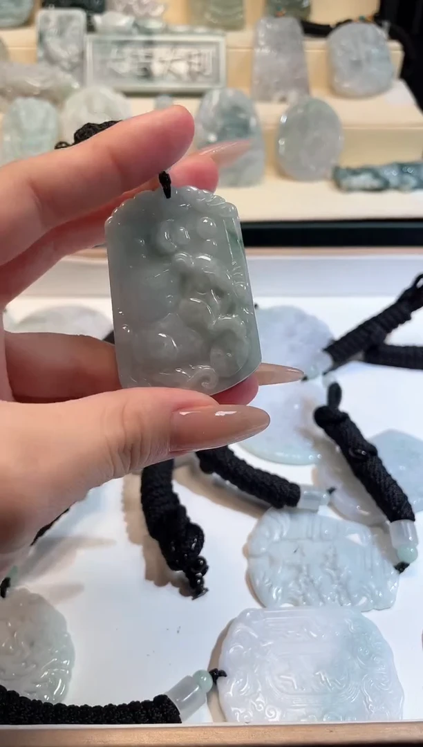 颈饰未镶嵌翡翠11/29/050