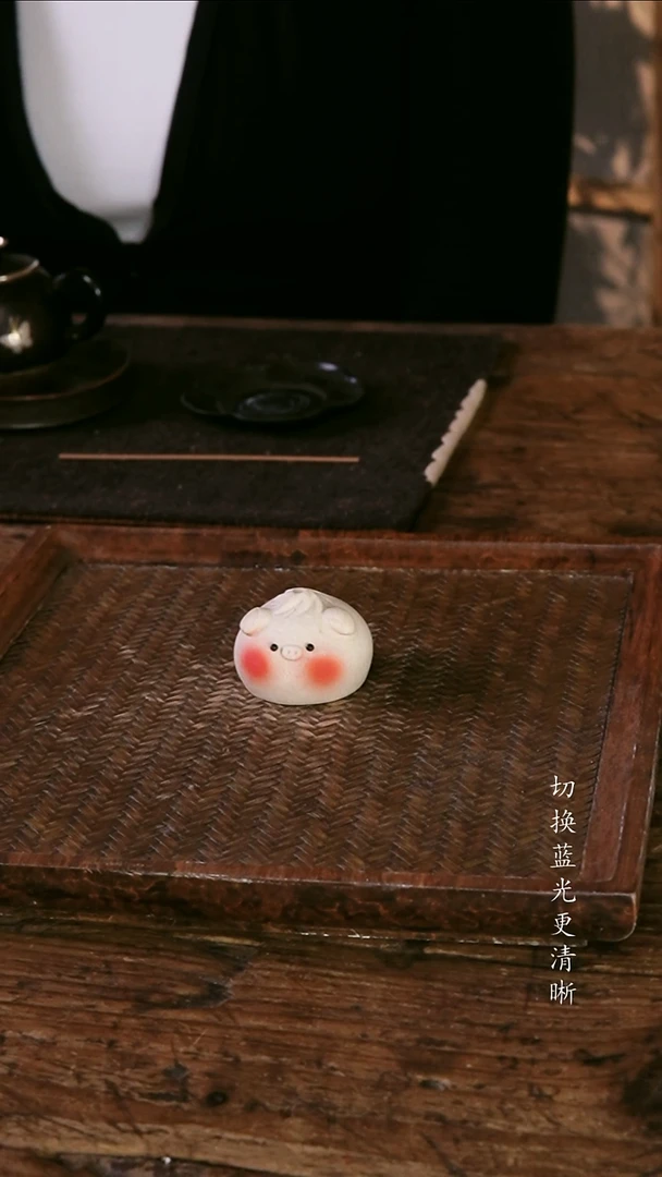 .紫砂小猪香插..