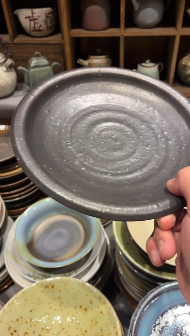 瓷片Z**～551黑陶反口盘1个