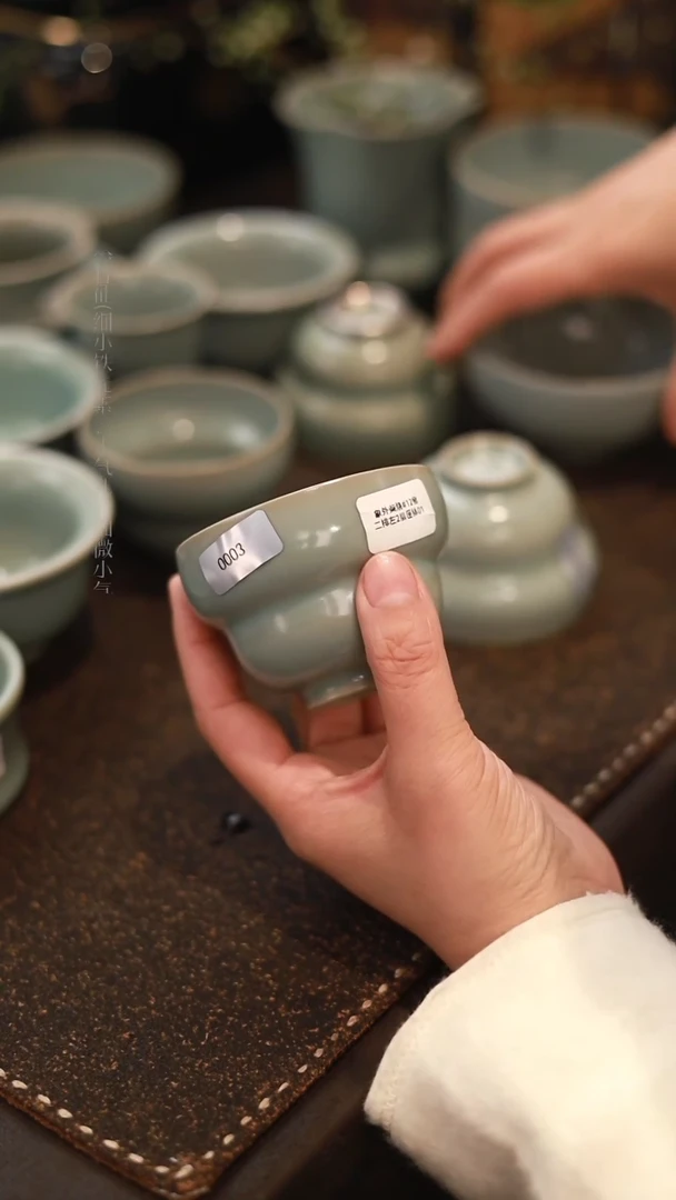 【闪购商品】杯0003微瑕柴烧天青仿古葫芦杯