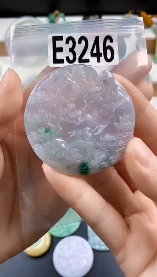 颈饰未镶嵌翡翠天然翡翠吊坠挂件
