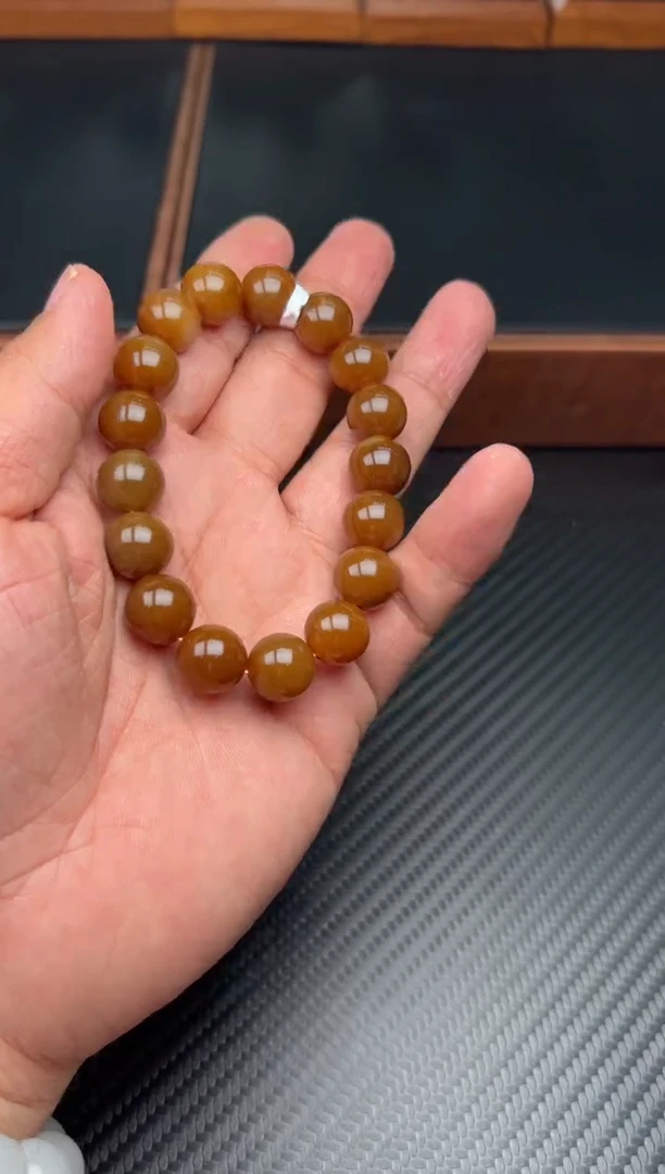 未镶嵌手串和田玉若羌微色差卡12