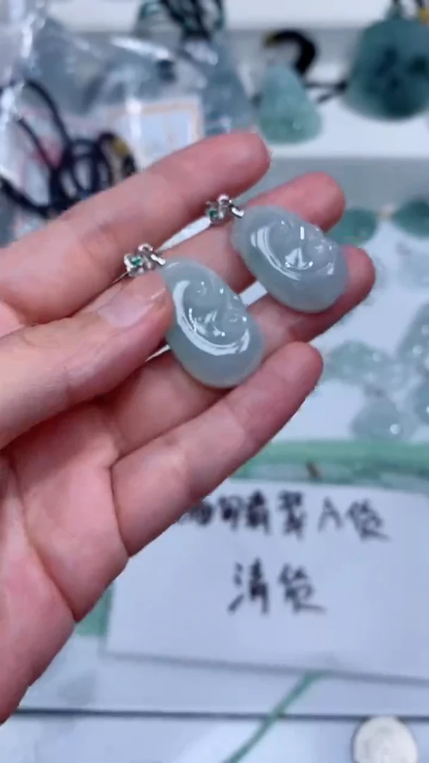 颈饰银S925镶嵌翡翠吊坠
