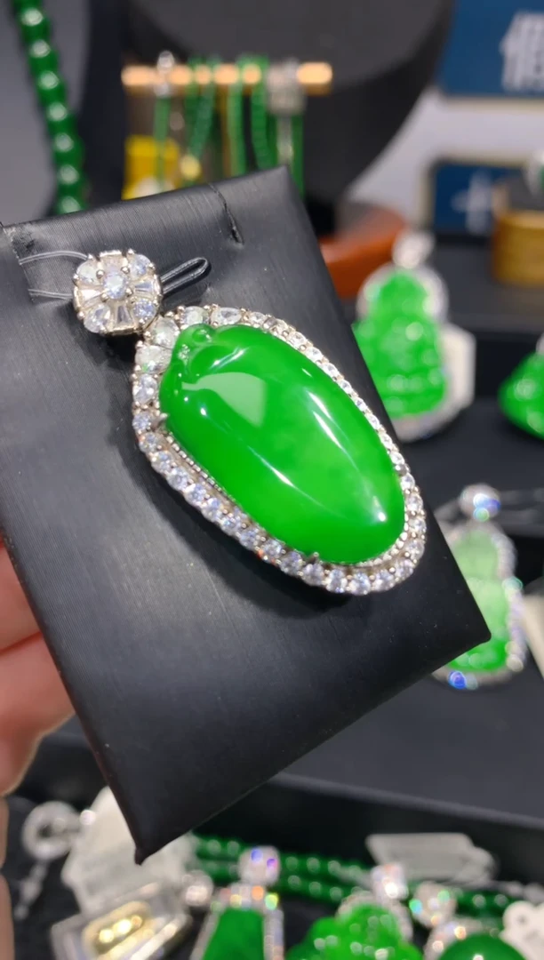 颈饰银S925镶嵌翡翠21一季