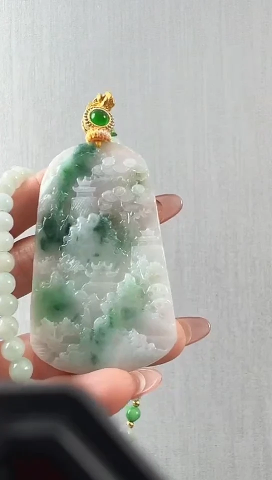 颈饰未镶嵌翡翠山水