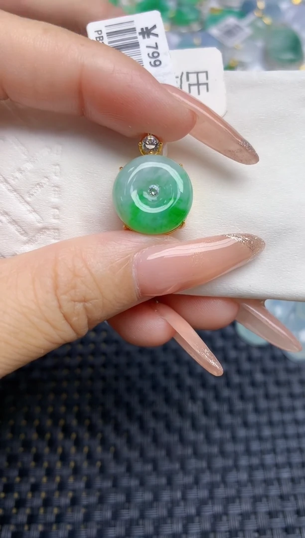 颈饰未镶嵌翡翠天然缅甸A货翡翠百元以上9元证书费自理