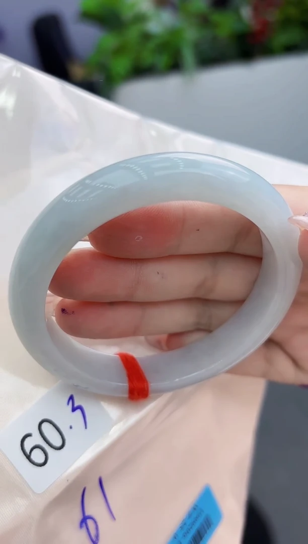 【闪购商品】翡翠手镯未镶嵌翡翠手镯