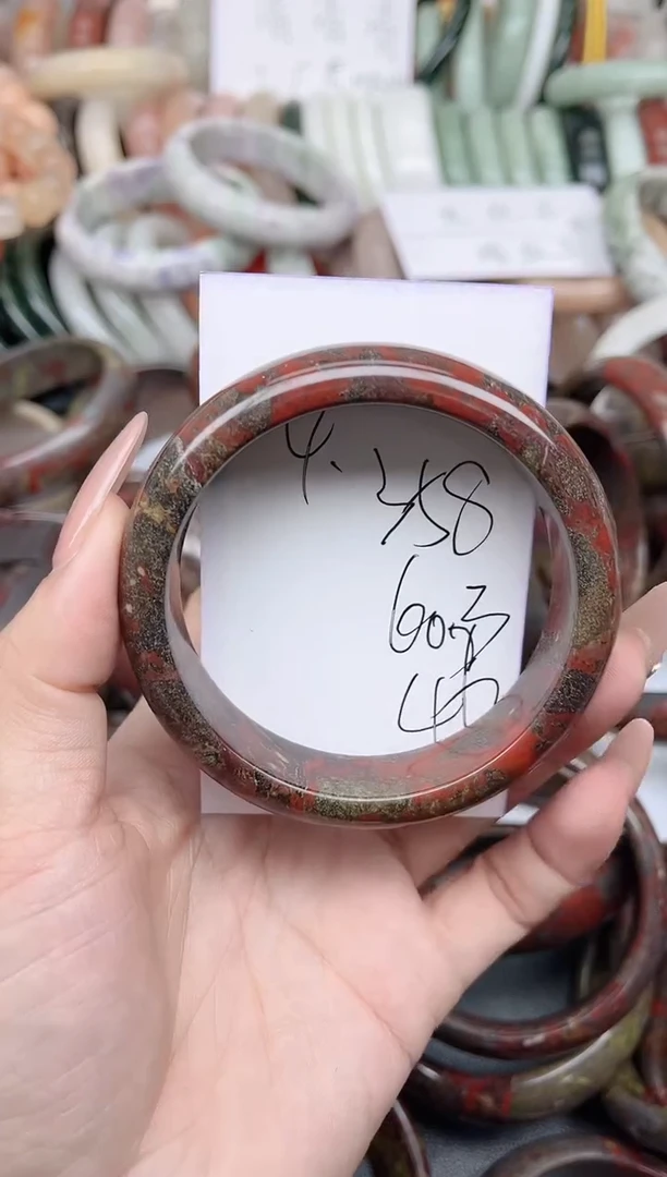 未镶嵌手镯石英质玉358