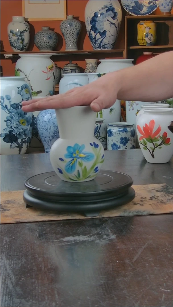 摆件景德镇纯手工手绘花器摆件