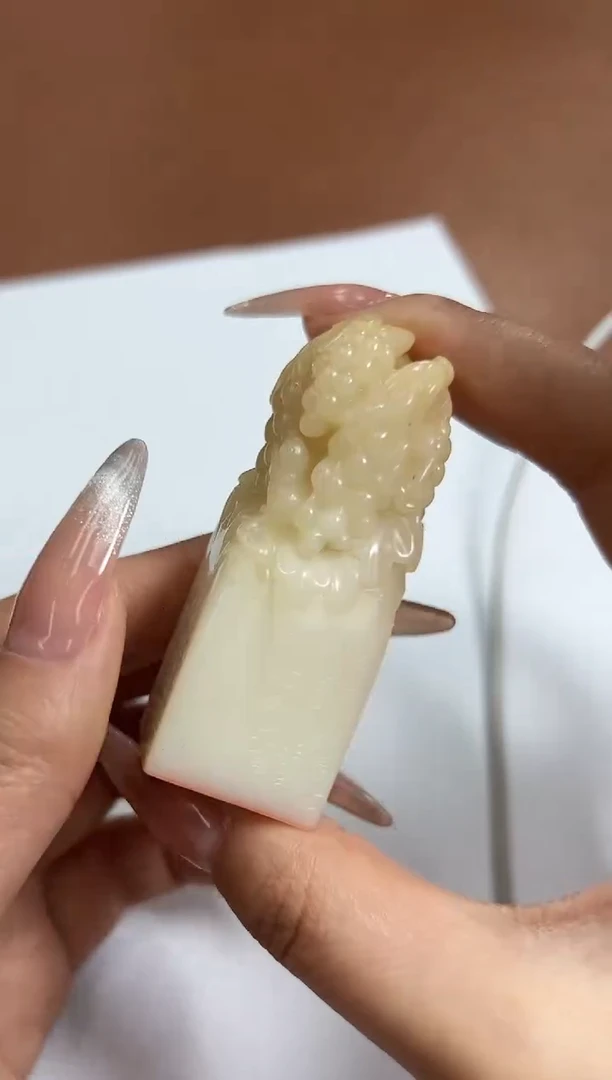 【闪购商品】寿山石印石篆刻朱明月SX44216欲寄彩笺兼尺