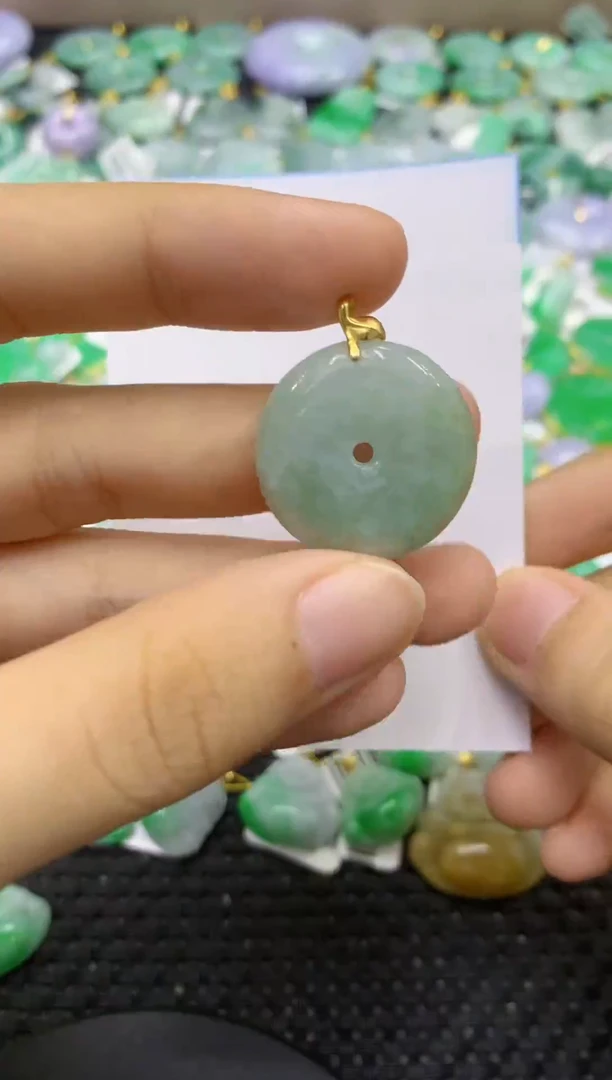 颈饰未镶嵌翡翠天然缅甸翡翠A货