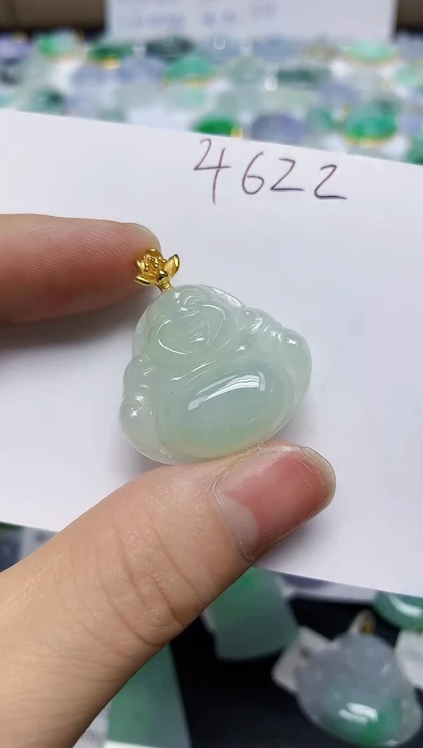 翡翠未镶嵌颈饰天然缅甸翡翠A货