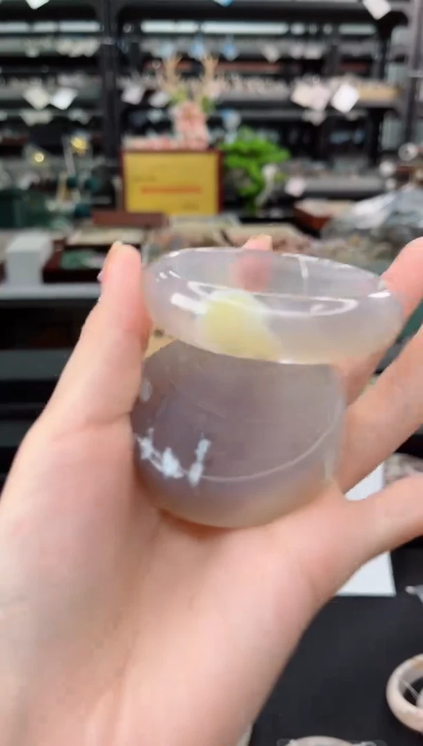 【闪购商品】石英质玉手镯未镶嵌56圈口（赠品镯心）36777