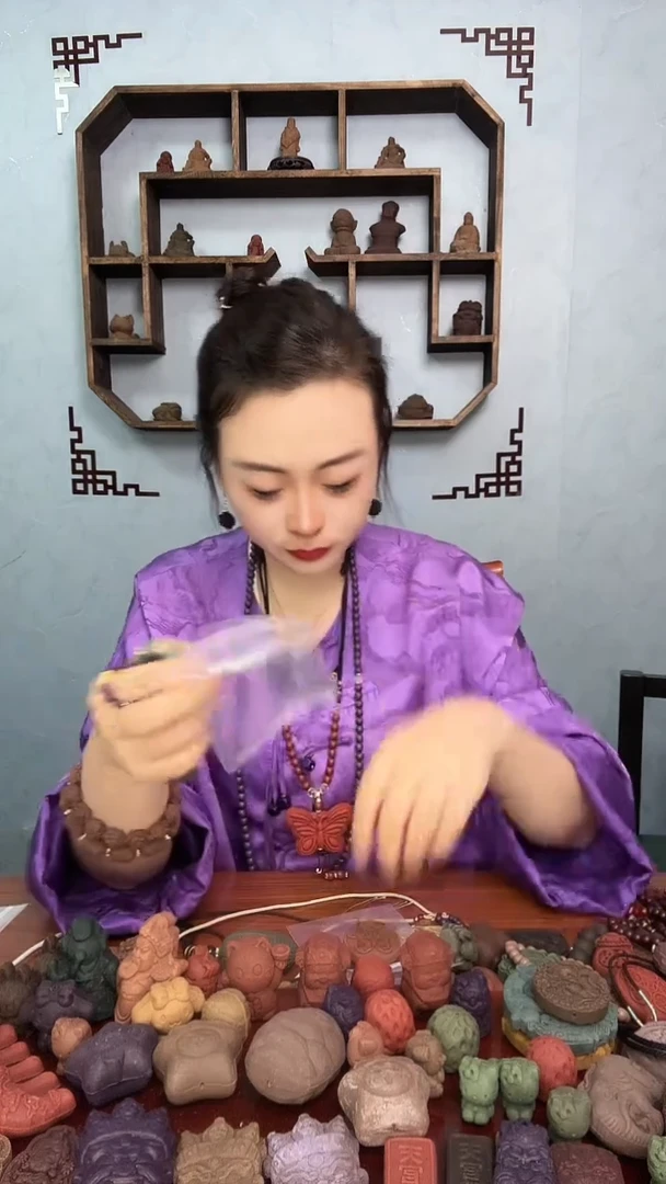 泥塑小**唉10元定向