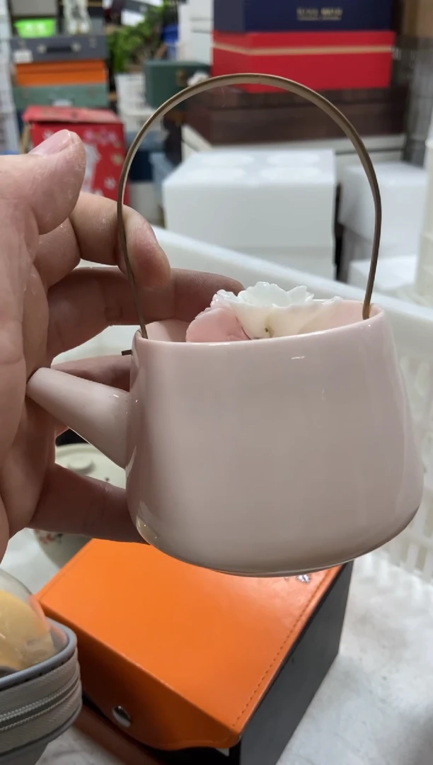 无运费险有瑕疵的摄影的产品有使用过的痕迹有点脏介意勿拍