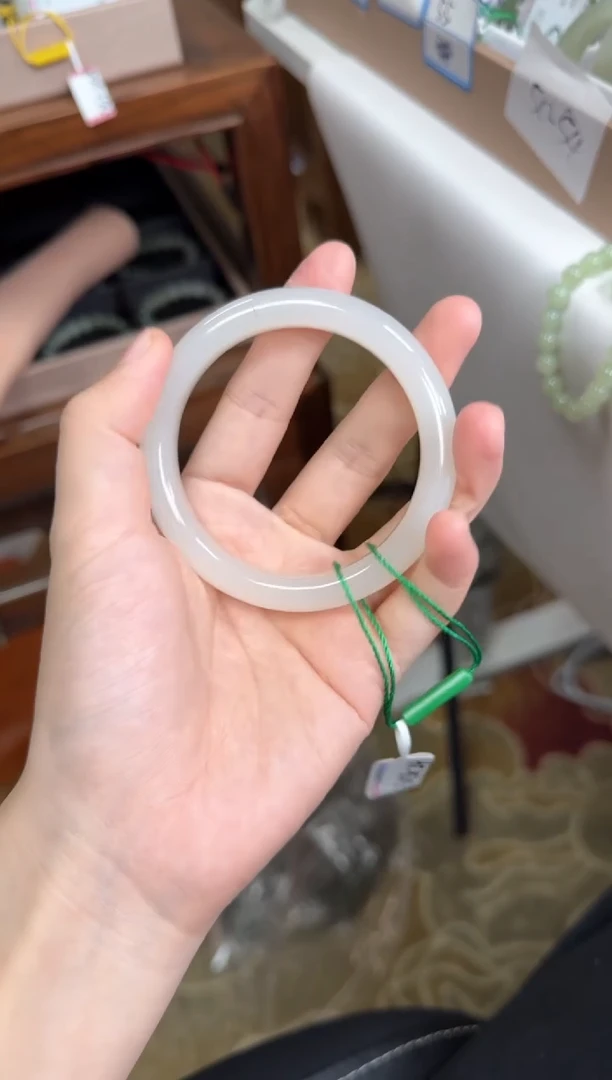 未镶嵌手镯和田玉58