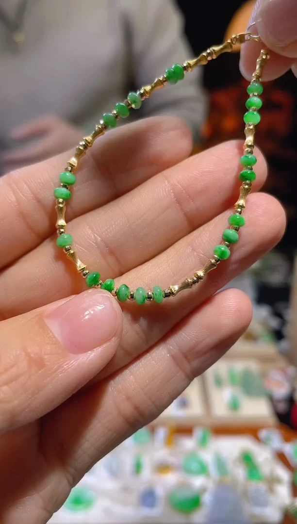 【闪购商品】翡翠颈饰18K金镶嵌假一赔三