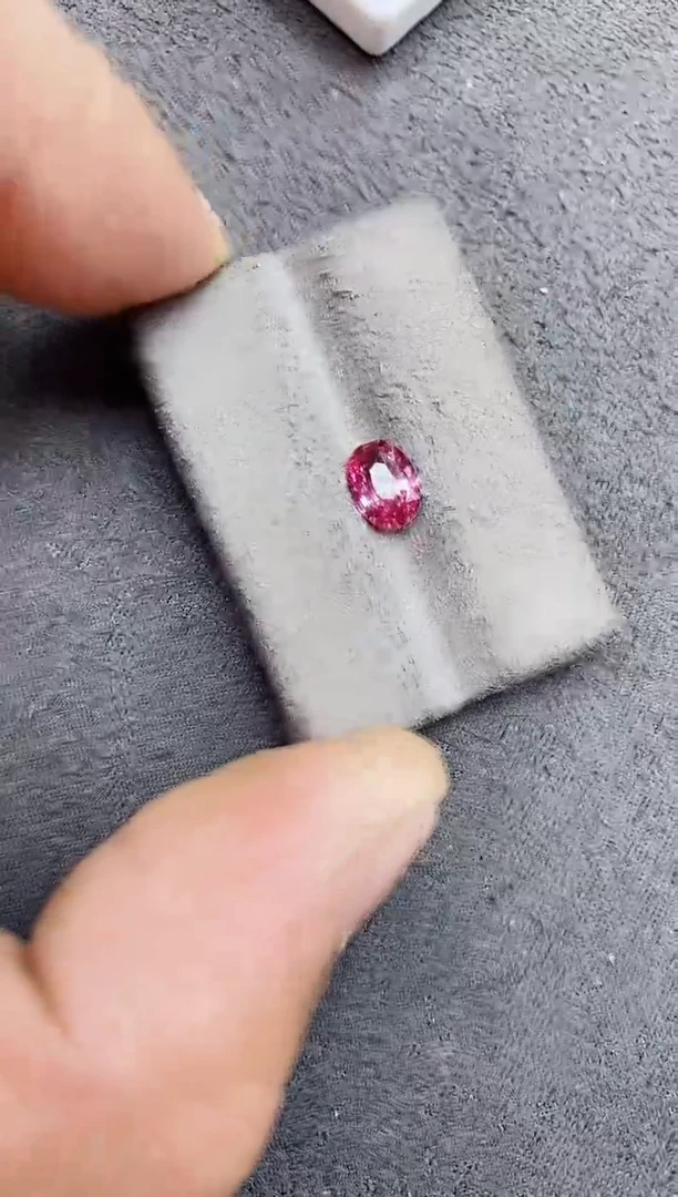 裸石彩色蓝宝石1.14ct