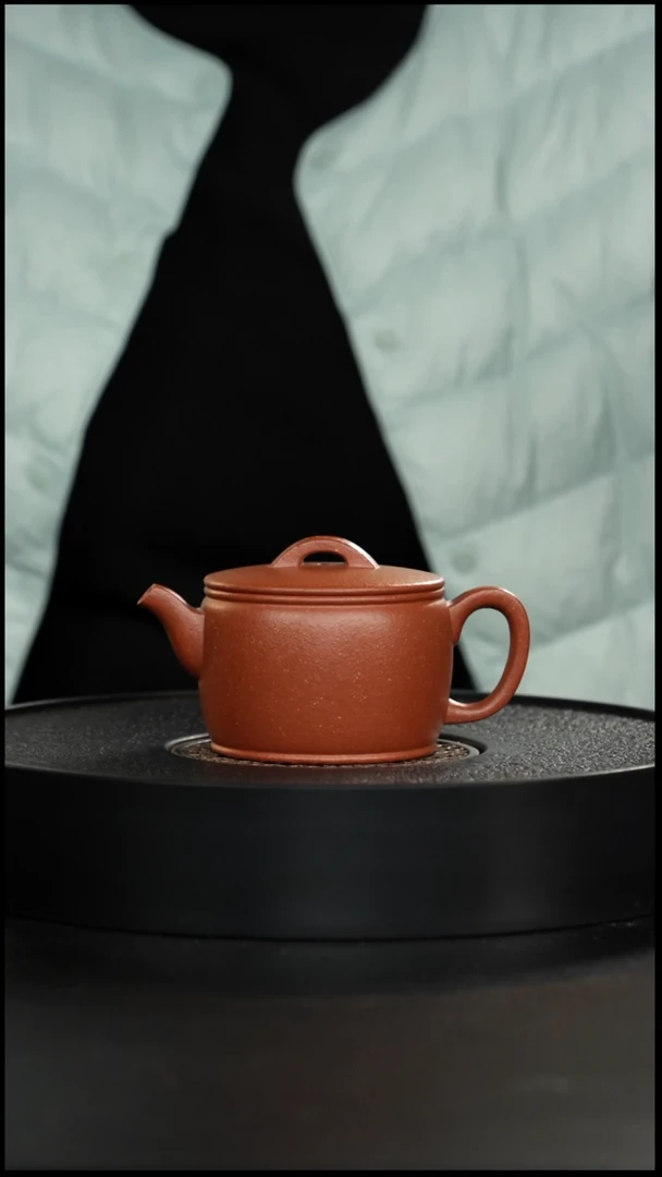 茶壶紫砂精挑24目满砂红降坡汉瓦180cc