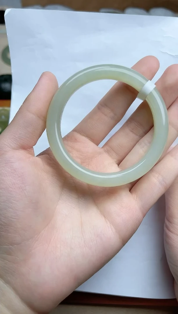 【闪购商品】和田玉手镯未镶嵌54/55圈口kk