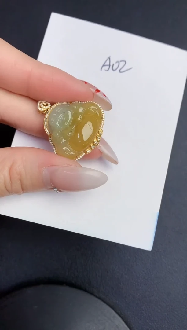 【闪购商品】翡翠颈饰18K金镶嵌0000000000