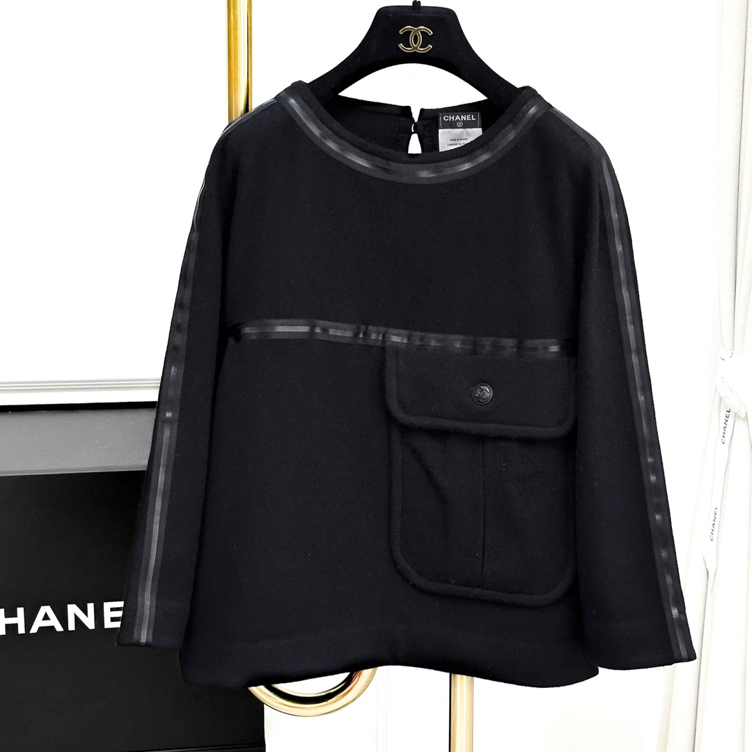 99新 Chanel/香奈儿 38码黑色大口袋长袖上衣
