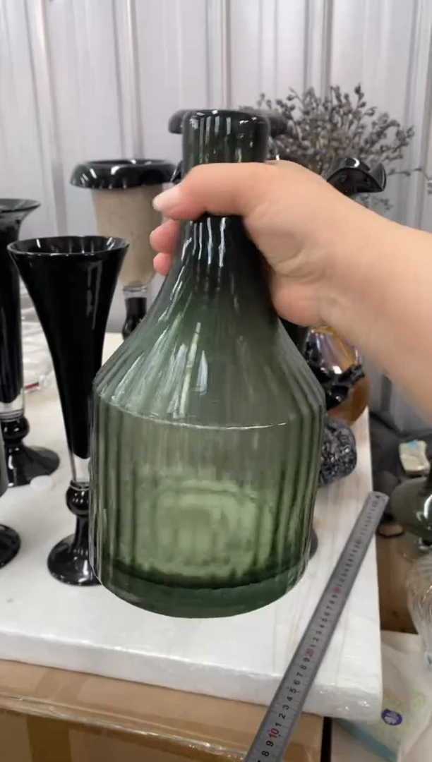 玻璃021人工吹制会有人工痕迹