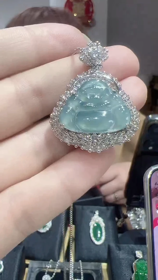 颈饰未镶嵌翡翠2025121030