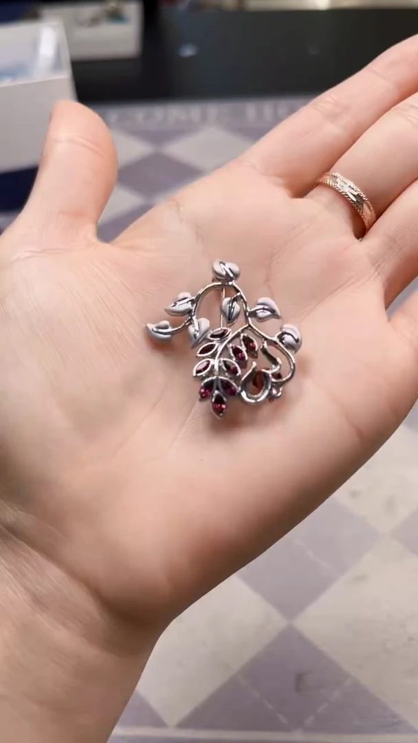 非金属无如图所示时尚饰品