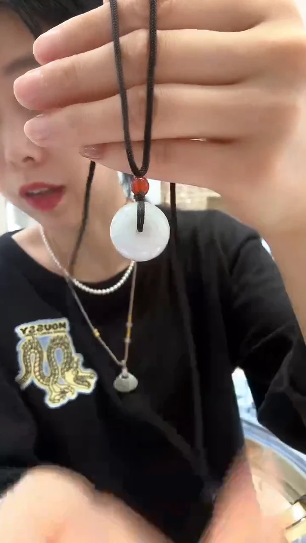颈饰未镶嵌翡翠2