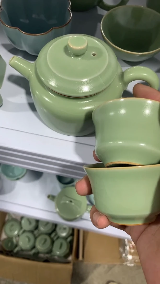 茶壶、盖碗、主人杯、客杯（轻轻微瑕介意勿拍）