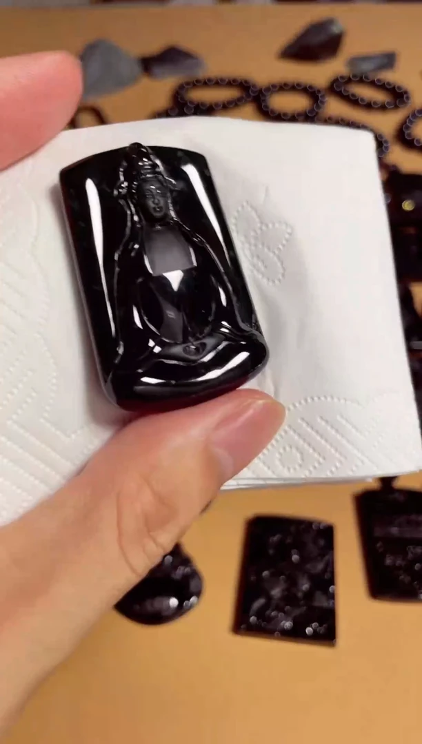 翡翠未镶嵌颈饰天然翡翠a货素衣