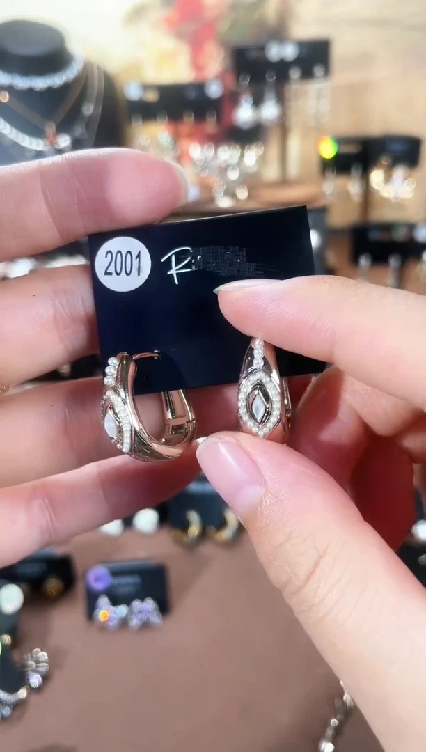 合金925银锆石里2001