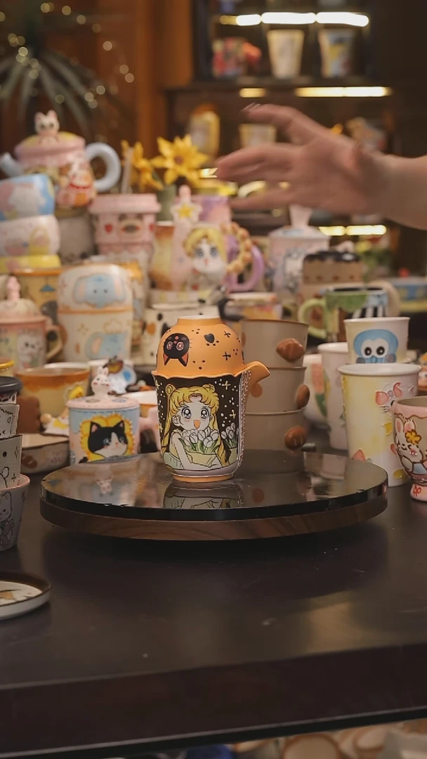 景德镇釉下彩绘设计师款式陶瓷