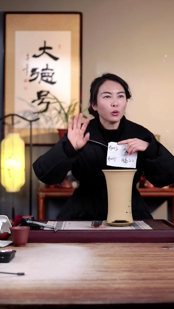 【闪购商品】紫砂花盆段泥素面兰花盆小号一只是粉丝带托盘