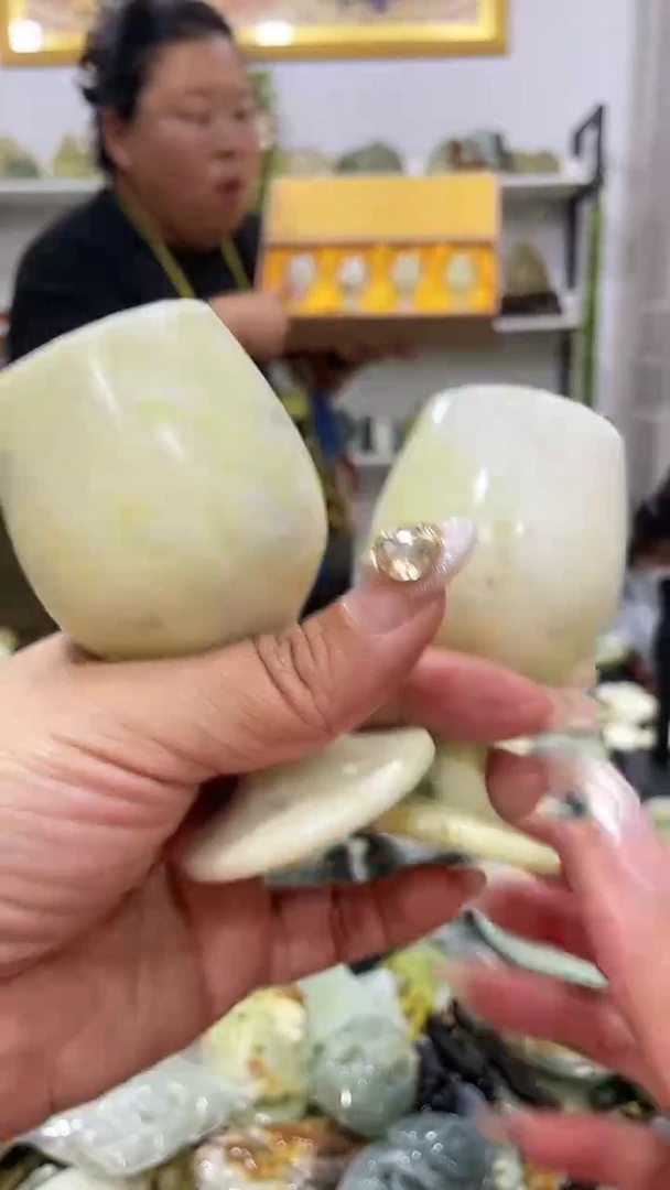 岫玉未镶嵌酒杯多样性发货其中发一件