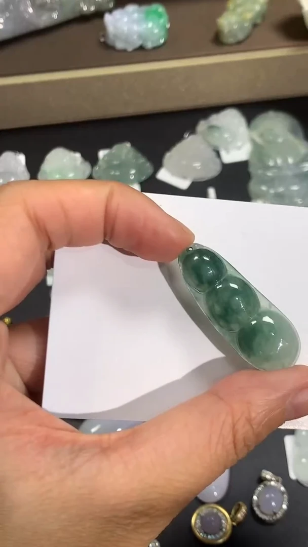 颈饰未镶嵌翡翠111