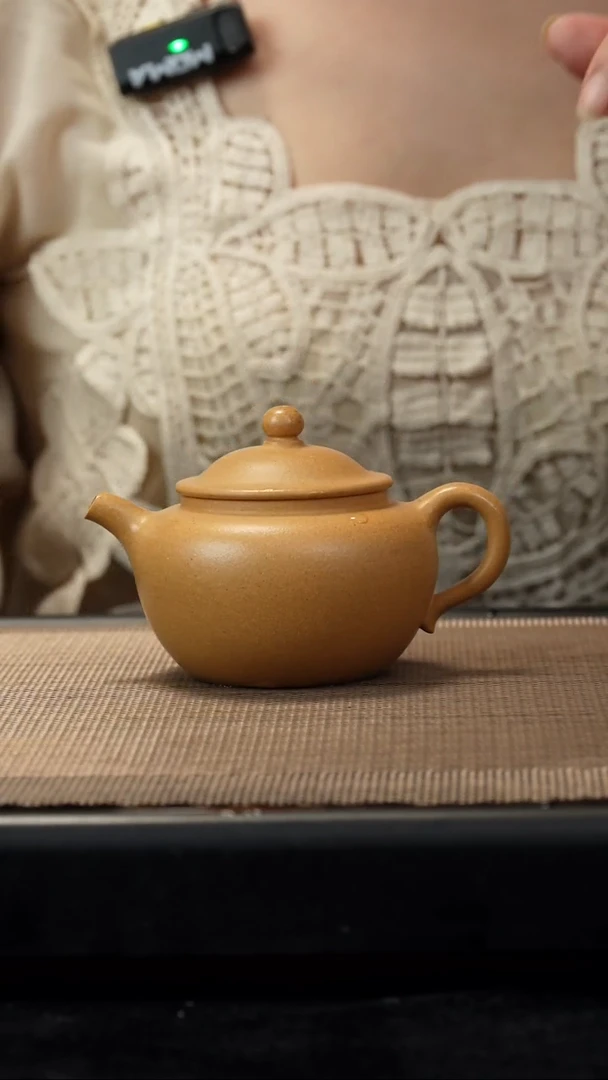 茶壶紫砂黄金段莲子160CC