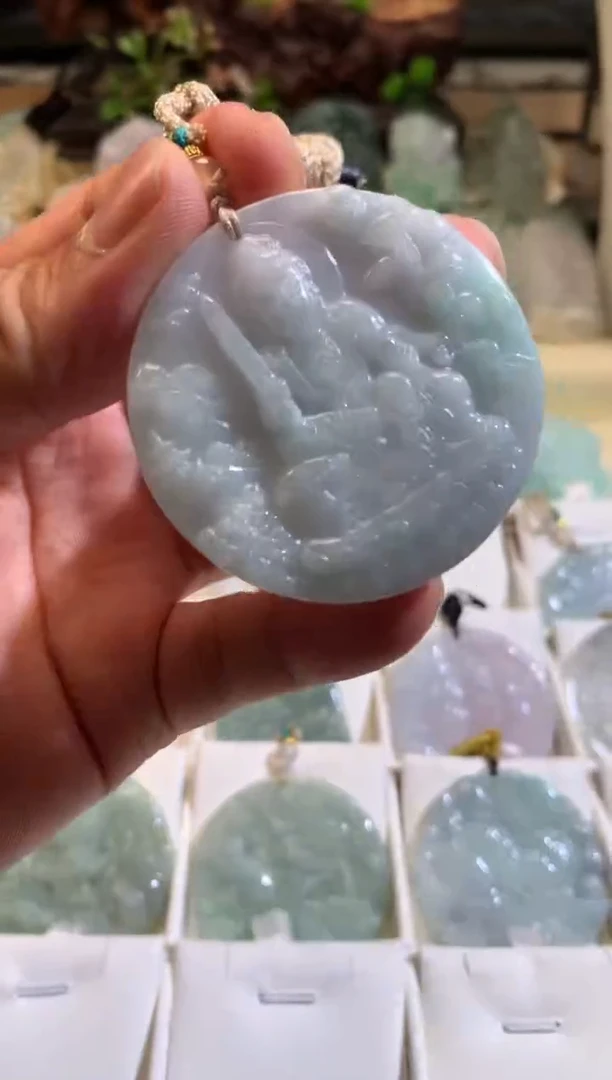 翡翠未镶嵌颈饰5/10/045