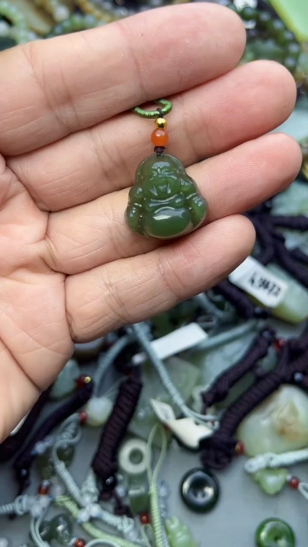 颈饰未镶嵌和田玉多样性发货   拍一发一